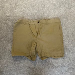 J Crew Men’s 5 Inch Khaki Shorts